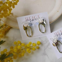 將圖片載入圖庫檢視器 淡水珍珠與水晶透明風格耳環